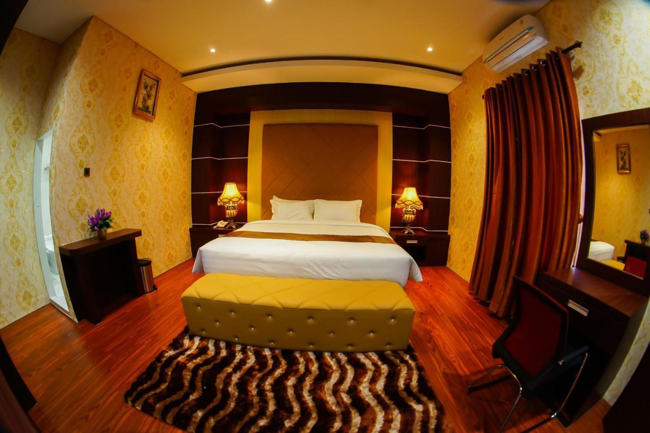 Singapore City Hotel Batu Bara Sungaibalai 外观 照片