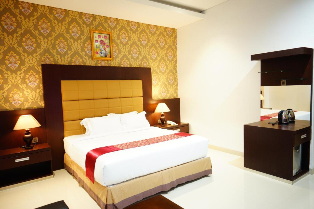 Singapore City Hotel Batu Bara Sungaibalai 外观 照片