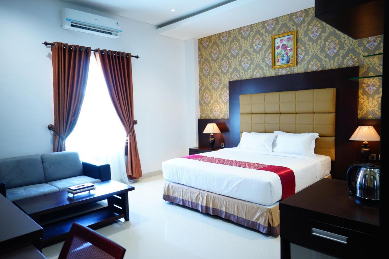 Singapore City Hotel Batu Bara Sungaibalai 外观 照片
